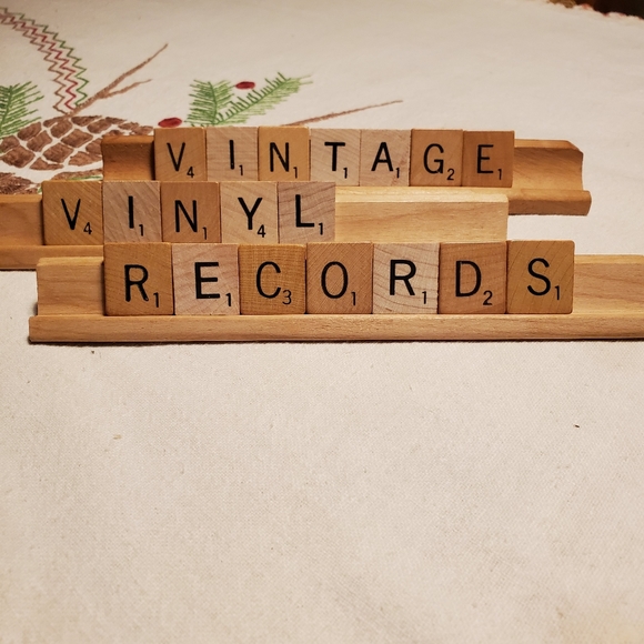 ❣️Vintage Vinyl Junkie❣️ - Picture 2 of 4